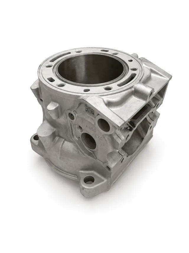 KTM EXC/SX 300 2-Takt-Zylinder, neu verchromt mit Wiederherstellung der Nickel-Siliziumkarbid-Beschichtung und T-Shape-Politur.