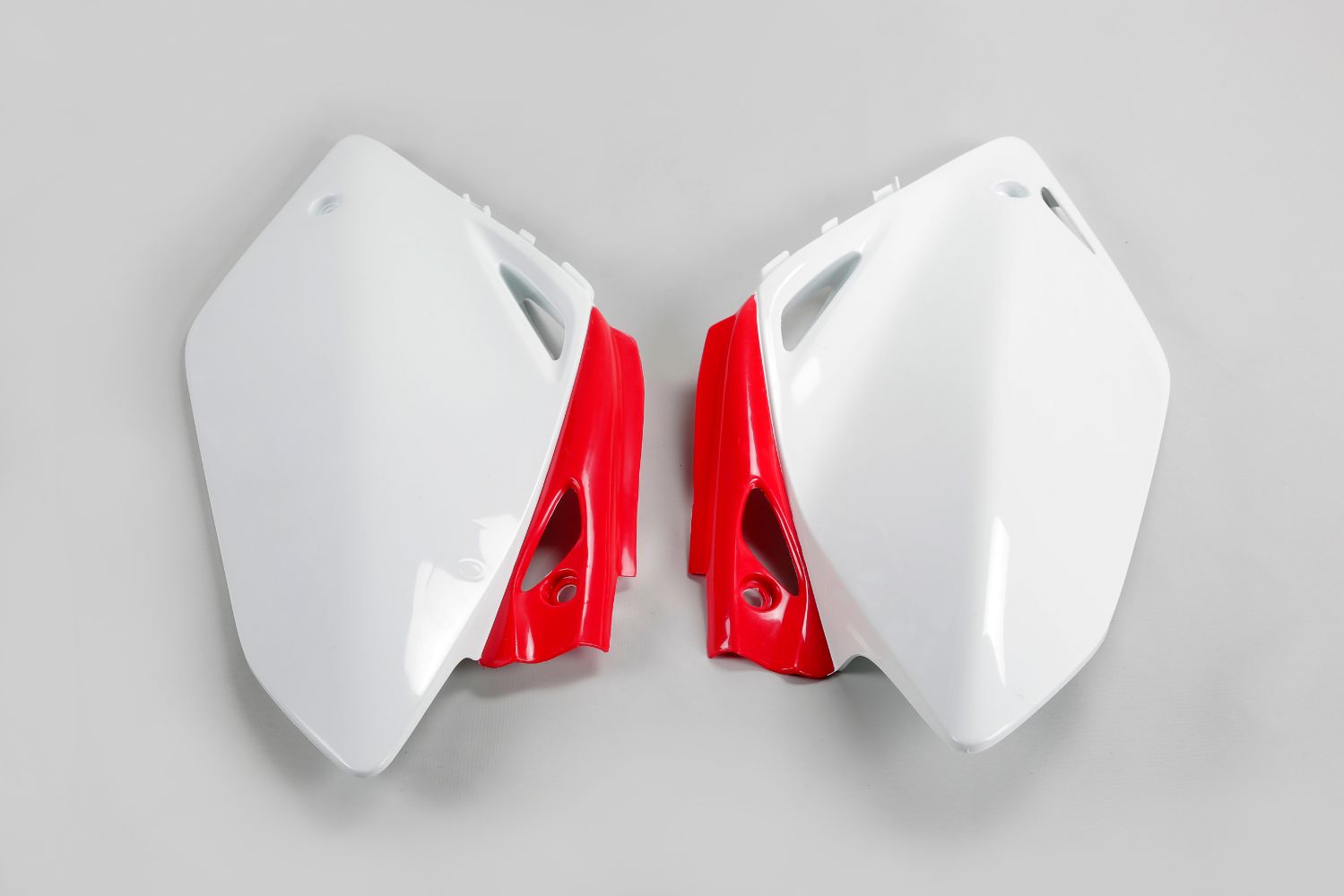 Seitliche Startnummerntafeln Honda CRF 450 R (05-06) weiß e rot* HO03656-W