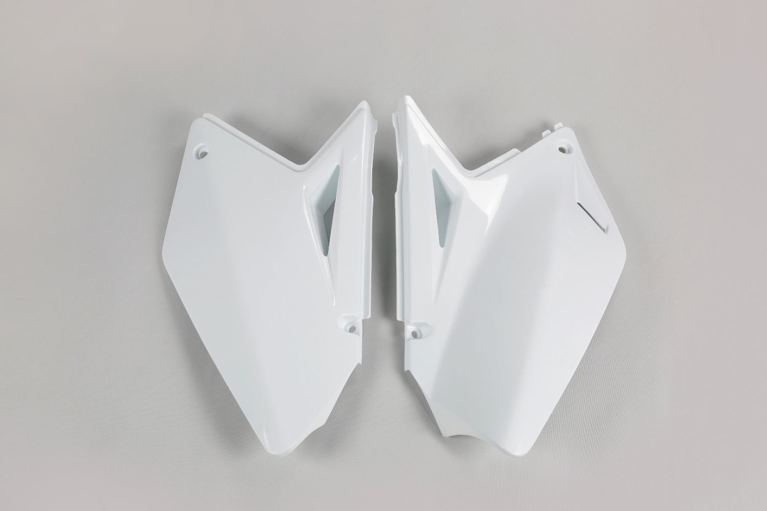 Seitliche Startnummerntafeln Suzuki RMZ 250 (07-09) weiß* SU04902-041